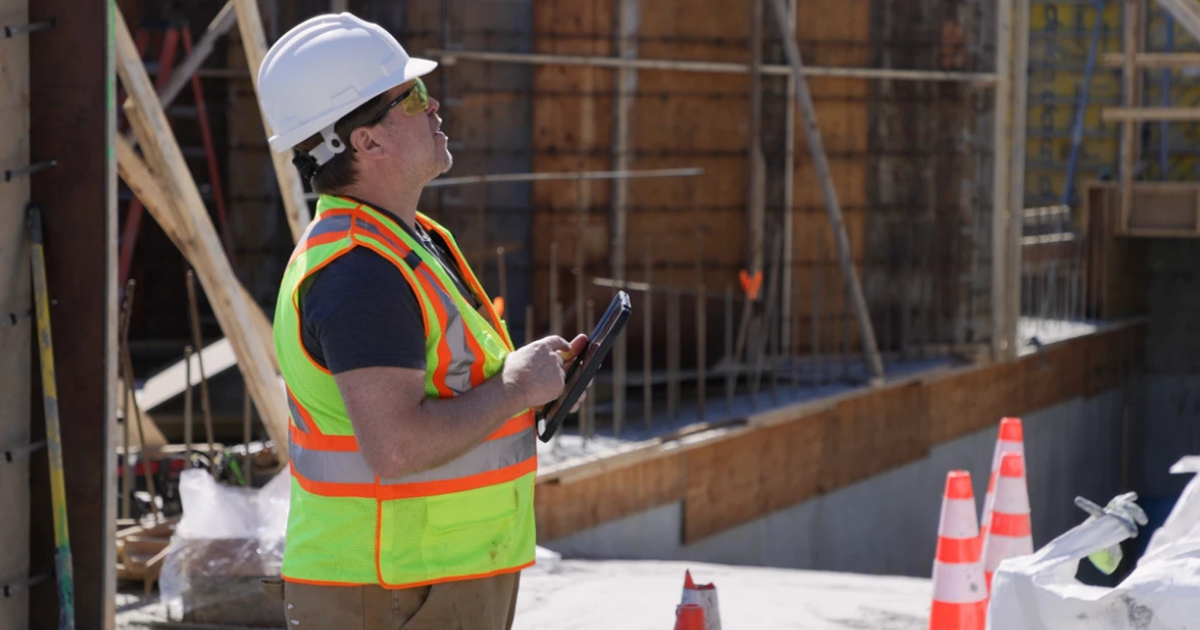 What Software Providers Specialize in Contractor Safety Compliance Blog Image